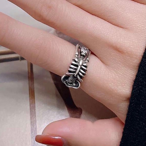 Skeleton Backbend- Undead Gymnast Acrobat Corpse Mummy Anatomy Bones Gothic Ring - Picture 9 of 15